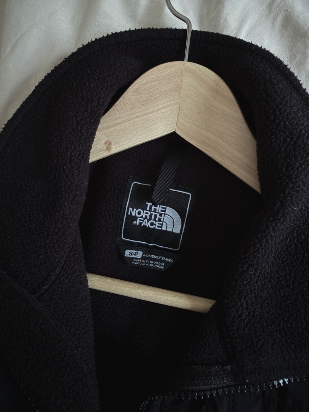 The North Face Women's Black Fleece Performance Jacket - Vintage TNF - Small - Picture 3 of 10